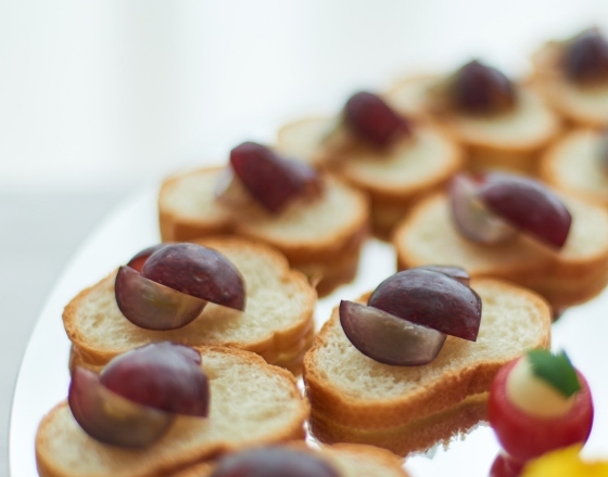 東京PAPA COOKの季節フルーツのブルスケッタの画像